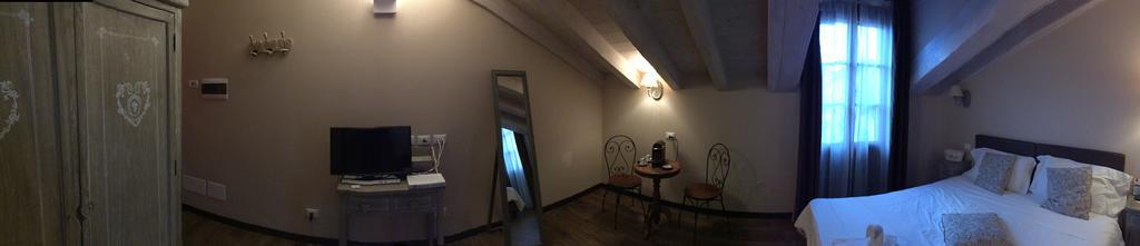 Bed and Breakfast Casa Rosa Сан-Джулиано-Миланезе Экстерьер фото