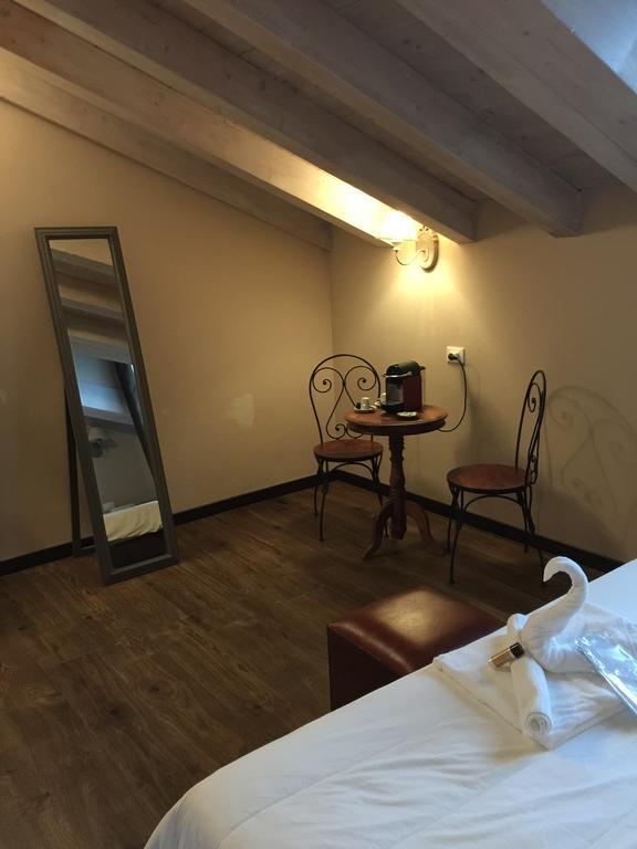 Bed and Breakfast Casa Rosa Сан-Джулиано-Миланезе Экстерьер фото