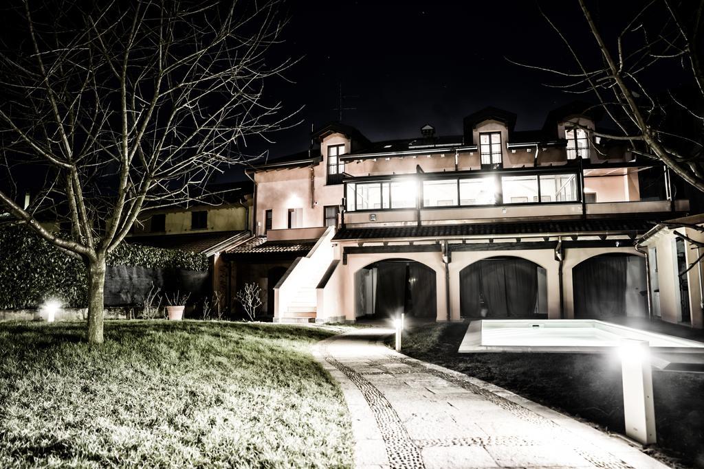 Bed and Breakfast Casa Rosa Сан-Джулиано-Миланезе Экстерьер фото